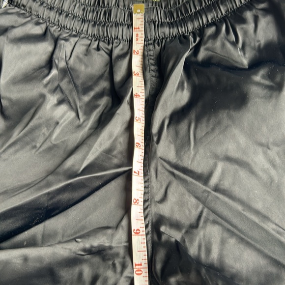 Vintage Nike basketball shorts – Fitz women’s size extra small, small - Picture 6 of 10